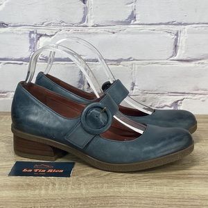 COTTAGE CORE Dansko Brandy Waterproof Mary Jane Shoes Sz 41 or 10 🌼🍄